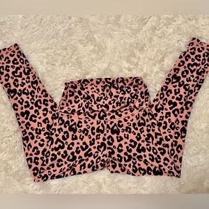 Size Medium Aerie Leggings